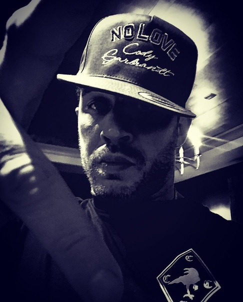 Гиа пико. Гио пика. Том харди легенда. 4к репер. Гио пика.