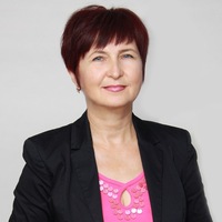 Елена Бражникова