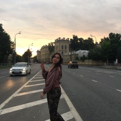 Алёна Швецова