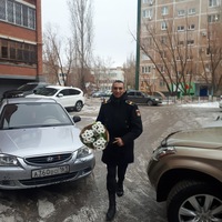 Андрей Константинов